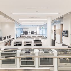 Trail Appliances - North Vancouver