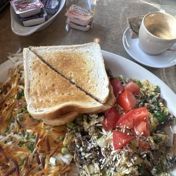 Jeffrey's Hillside Cafe - Joes scramble - Breakfast & Brunch Near Me - Santa Rosa, California