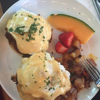 Cappy's Restaurant - Crab cakes Benedict (slightly bland) and the beef tenderloin with scrambled eggs and pancakes. - New American Near Me - San Antonio, Texas