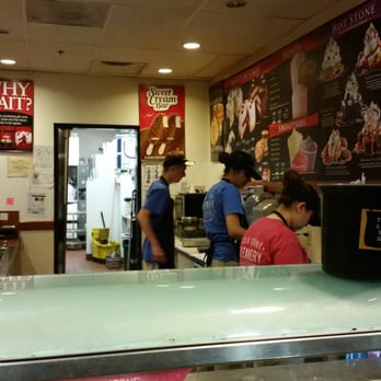 Cold Stone Creamery - Girl #1 counts money, girl #2 does side work, guy slowly serves the cute chicks. No greeting, no eye contact, no service. - Ice Cream & Frozen Yogurt Near Me - Hayward, California Cold Stone Creamery - Girl #1 counts money, girl #2 does side work, guy slowly serves the cute chicks. No greeting, no eye contact, no service. - Ice Cream & Frozen Yogurt Near Me - Hayward, California