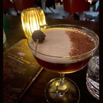 Pushing Daisies - Vamonos - Cocktail Bars Near Me - Nashville, Tennessee Pushing Daisies - Vamonos - Cocktail Bars Near Me - Nashville, Tennessee