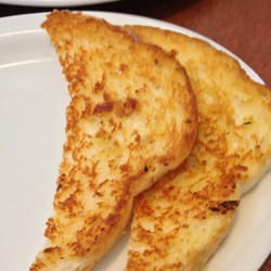 Sizzler - Yummy cheese toast. Don't let them tell you it's cheese bread!