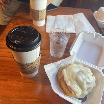 Seven Suns Coffee & Cafe - Coffee & Tea Near Me - Mount Shasta, California