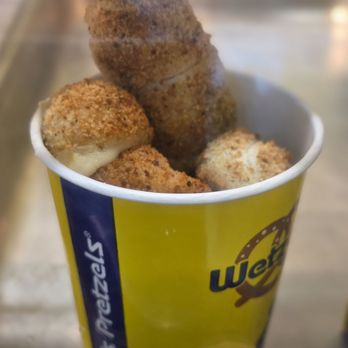 Wetzel's Pretzels - Pretzels Near Me - Miami, Florida Wetzel's Pretzels - Pretzels Near Me - Miami, Florida