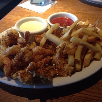 Copper River Grill - Fried shrimp made firecracker style. My first experience with the shrimp and it's amazing! - American Near Me - Greenville, South Carolina