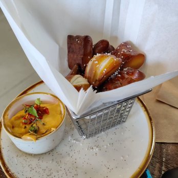 Foxtail Coffee - Pretzel bites - Coffee & Tea Near Me - Winter Park, Florida