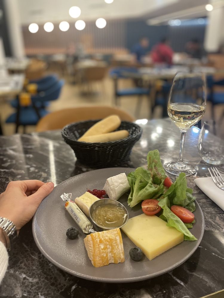 GOURMET BAR LE HAVRE Le Havre, France Wine Bars Restaurant