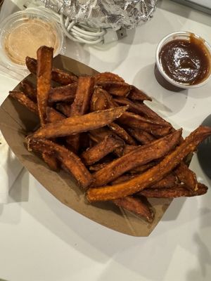 206 Burger Co. ( Lower Queen Ann ) by null