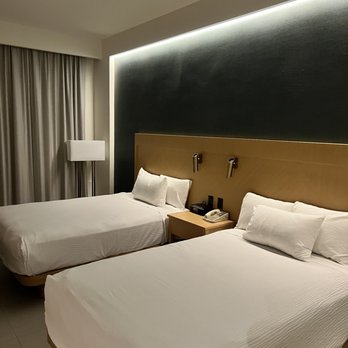 Courtyard by Marriott - Hotels Near Me - Cancún, ROO