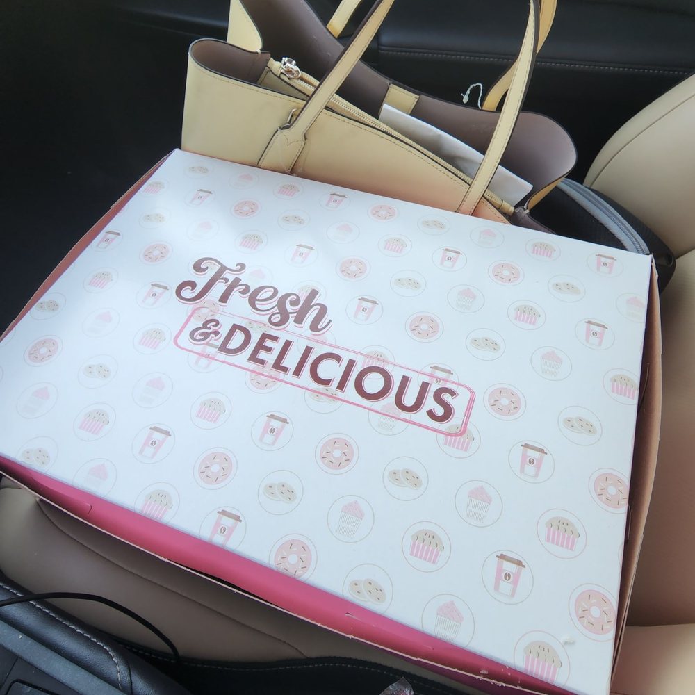 Krinkle Donuts - Picked up donuts for my team and wow the box is huge! - Donuts Near Me - Yuba City, California Krinkle Donuts - Picked up donuts for my team and wow the box is huge! - Donuts Near Me - Yuba City, California