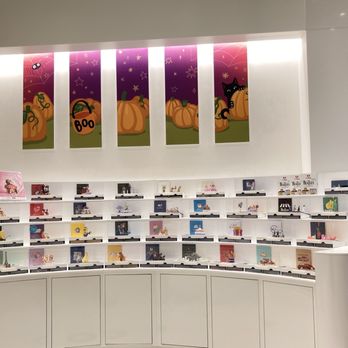 Lovepop - New York - 10/19/21 - Cards & Stationery Near Me - New York, New York Lovepop - New York - 10/19/21 - Cards & Stationery Near Me - New York, New York