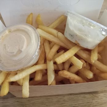 Chicks By Chicks - Good classic fries - Chicken Shop Near Me - Copenhagen, 84