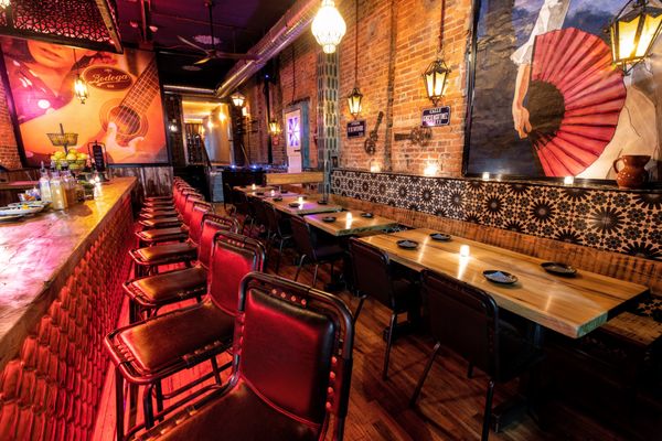 Bodega Bar & Kitchen by null
