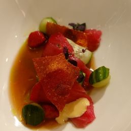 Tuna crudo Tuna crudo