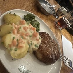 Café Dolly - Lækreste danske mad med et twist. De leverer varen hver gang og skuffer aldrig  Ses snart igen