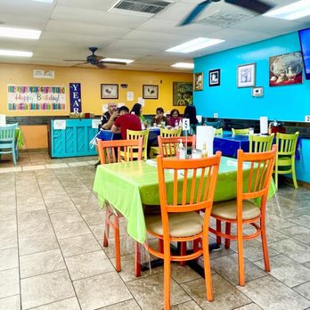 El Chilate - Restaurant interior - Mexican Near Me - Irving, Texas