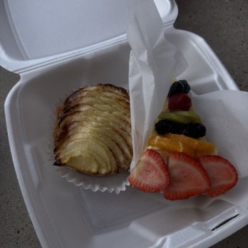 Marigold Cafe & Bakery - Apple Tart and Fresh Fruit Tart - Bakeries Near Me - Colorado Springs, Colorado Marigold Cafe & Bakery - Apple Tart and Fresh Fruit Tart - Bakeries Near Me - Colorado Springs, Colorado