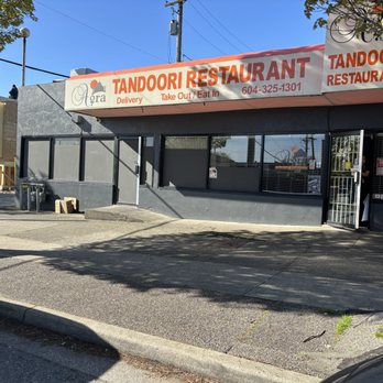 Agra Tandoori Restaurant - Indian Near Me - Vancouver, British Columbia