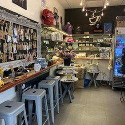 Putnam Provisions - Boutique Sundries and Provisions