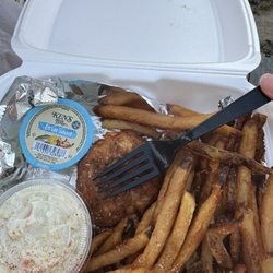 DB Fries - Crab cake platter