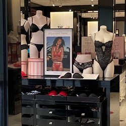 Victoria's Secret & PINK