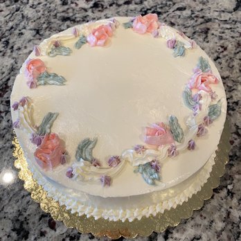 D&G Occasions - My first time ever decorating a cake! - Party Supplies Near Me - Orlando, Florida D&G Occasions - My first time ever decorating a cake! - Party Supplies Near Me - Orlando, Florida