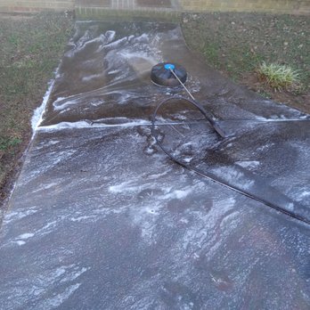 FHG pressure washing - In the middle of the job - Pressure Washers Near Me FHG pressure washing - In the middle of the job - Pressure Washers Near Me