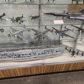 New England Air Museum - Museums Near Me - Windsor Locks, Connecticut