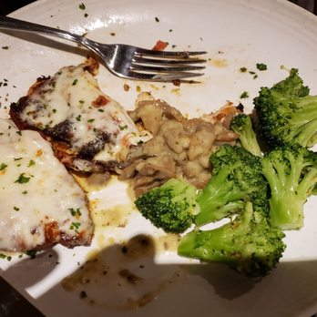Carrabba's Italian Grill - Parmesan chicken and broccoli - Italian Near Me - Ocala, Florida Carrabba's Italian Grill - Parmesan chicken and broccoli - Italian Near Me - Ocala, Florida