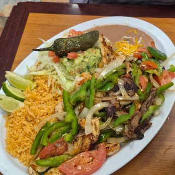 El Rancho Taqueria - Texan fajitas - Mexican Near Me - Winston-Salem, North Carolina El Rancho Taqueria - Texan fajitas - Mexican Near Me - Winston-Salem, North Carolina