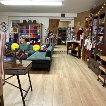 Royal Bee Yarn Shop - Comfy cozy area to just hang out! - Knitting Supplies Near Me - Pacifica, California