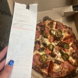 Ordered a pepperoni pineapple and jalapeño but got sausage and jalapeño