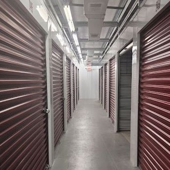 iStorage - Self Storage Near Me - Prince Frederick, Maryland