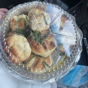 Scratch Pizza - Garlic Knots (10 pc) Delicious - Pizza Near Me - Riverside, California