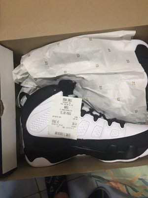 Urban Jungle Naples - Toledo 39 by null