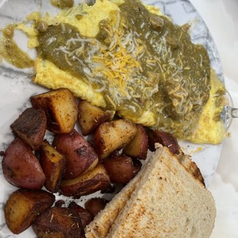Mimosa Cafe - Chile verde omelette with country potatoes and sourdough toast - Breakfast & Brunch Near Me - Bakersfield, California