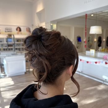 Drybar - Irvine - Blow Dry/Out Services Near Me - Irvine, California