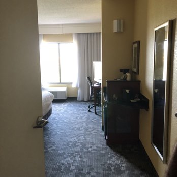 Courtyard Austin Airport - Hotels Near Me - Austin, Texas