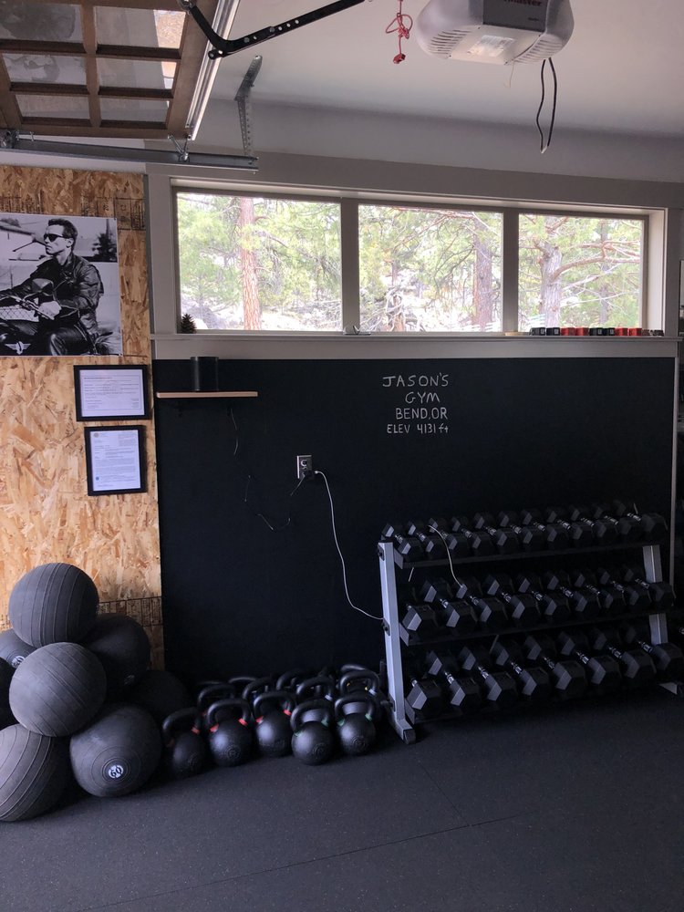 Jason’s Garage Gym Logo
