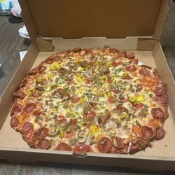 Bogey's Bar And Grill - Took a 16" deluxe home for later !