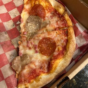 Basilico Italiano - Meatzza Pizza - Italian Near Me - Concord, North Carolina Basilico Italiano - Meatzza Pizza - Italian Near Me - Concord, North Carolina