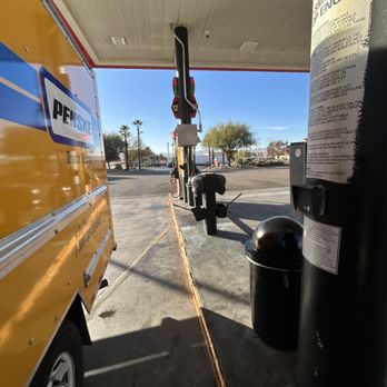 Flying J Travel Center - Gas Stations Near Me - Barstow, California Flying J Travel Center - Gas Stations Near Me - Barstow, California
