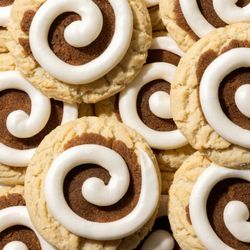 Crumbl - Redding - 10/5/26 - 10/10/26: Cinnamon Roll Cookie