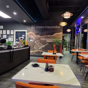 OI Juicy Dumpling & Ramen - Seating - Comfort Food Near Me - Cypress, Texas