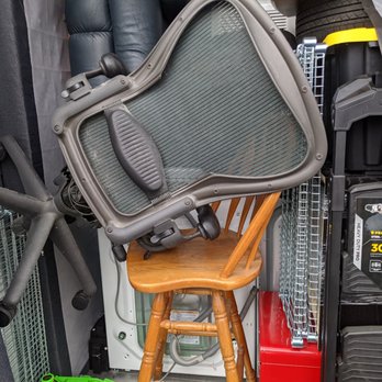 STAR Moving - The way they loaded my $1300 chair. "Professional" is not a word I would us. More like they didn't care at all. - Movers Near Me