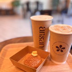 Arisan Tea & Coffee House - Jasmine Tea (tall) 2.5/5; corn latte 3/5: corn pastry 4/5