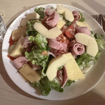 Bistro des Augustins - Salad with ham/apples/cheese - Bistros Near Me - Paris, 75