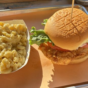 Local Burgy - fried chicken sandwich + mac n cheese - Barbeque Near Me - Williamsburg, Massachusetts Local Burgy - fried chicken sandwich + mac n cheese - Barbeque Near Me - Williamsburg, Massachusetts