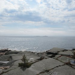 Korgubben - Along the shore