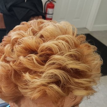 CG Hair Studio - Perms and colors - Hair Salons Near Me - Port Alberni, British Columbia CG Hair Studio - Perms and colors - Hair Salons Near Me - Port Alberni, British Columbia